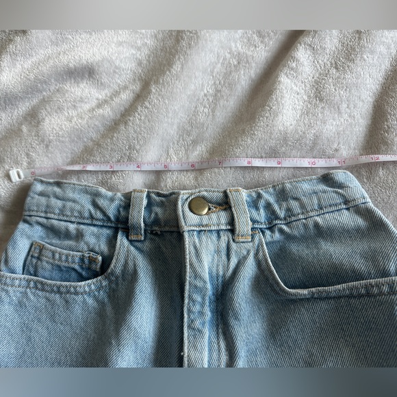 American Apparel light denim high waisted shorts - Picture 5 of 7